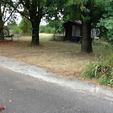 Des Glycines Holiday home *